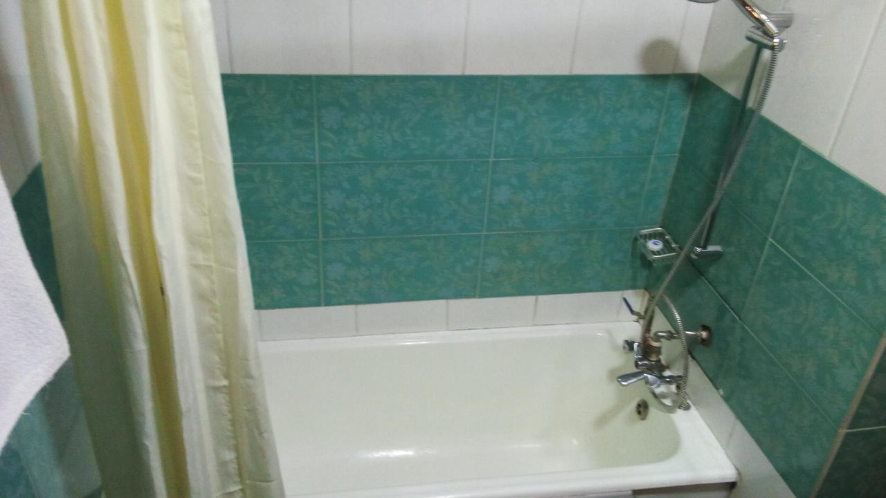 White Horse Inn Kabale 외부 사진